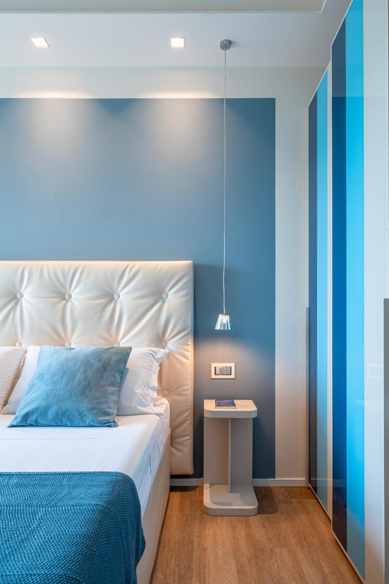 Hotel 2000 Riccione Bagian luar foto